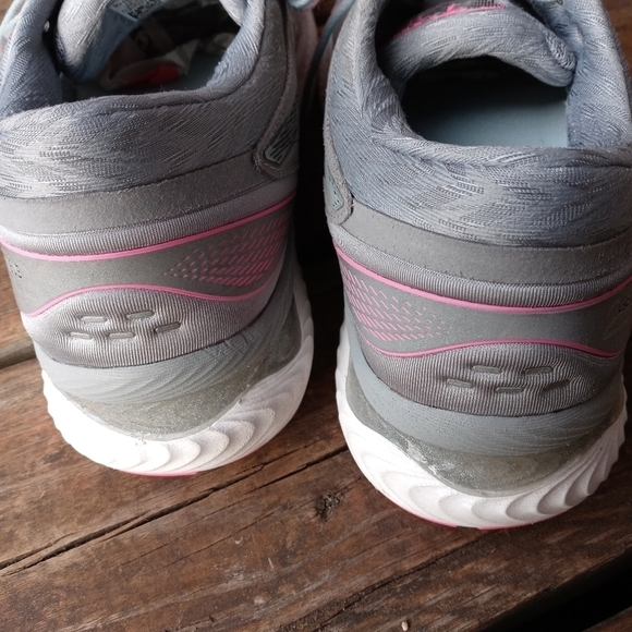 Asics Gel-Nimbus 22 Lite-Show Sheet Rock Grey Pink Wmn sz 9.5 shoe 1012A585-020. - Picture 6 of 12